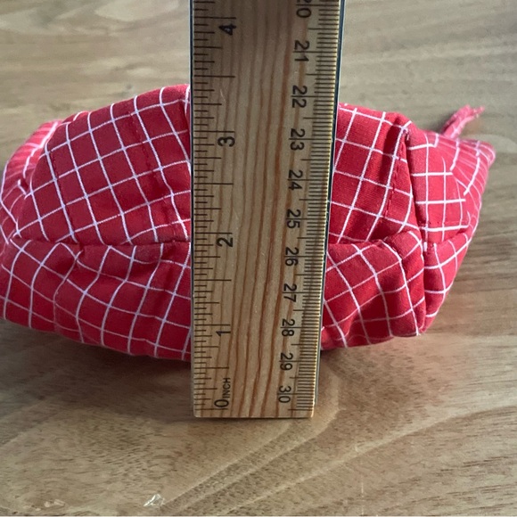 Like new cosmetics/toiletry bag - Picture 6 of 8